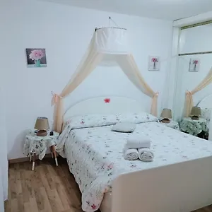 Apartment Controvento Ii, La Spezia