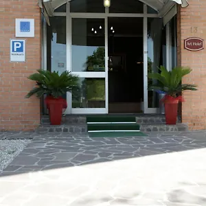 https://art-hotel-mirano.hotelinveneto.com
